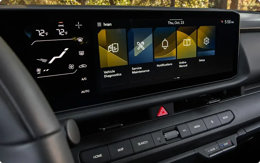 Sportage Hybrid infotainment screen showing the Kia Connect store tiles for vehicle diagnostics, service maintenance and notifications
